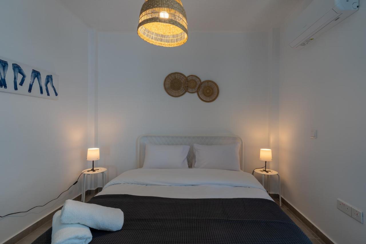 Odyssey - Captivating 2-Bedroom Retreat In Larnaca Extérieur photo