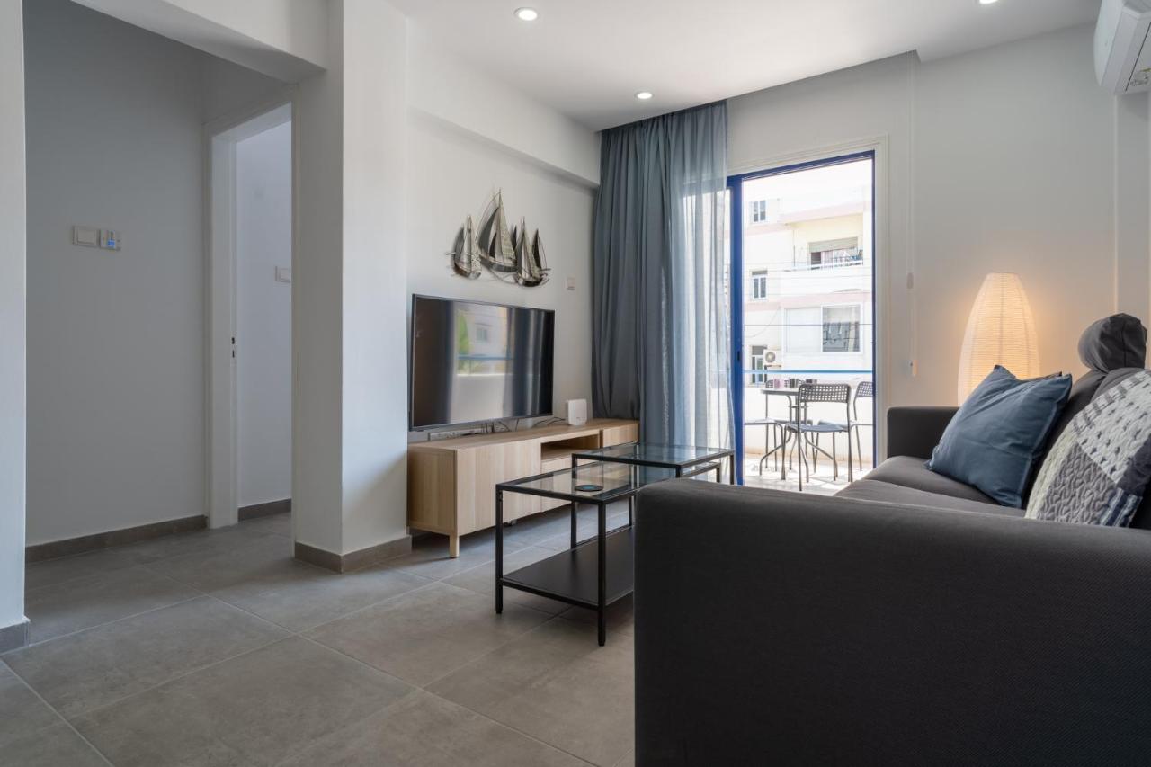 Odyssey - Captivating 2-Bedroom Retreat In Larnaca Extérieur photo